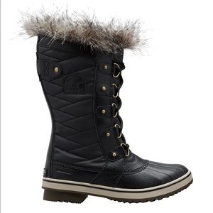 Tofino II Faux Fur Trim Waterproof Black Boot